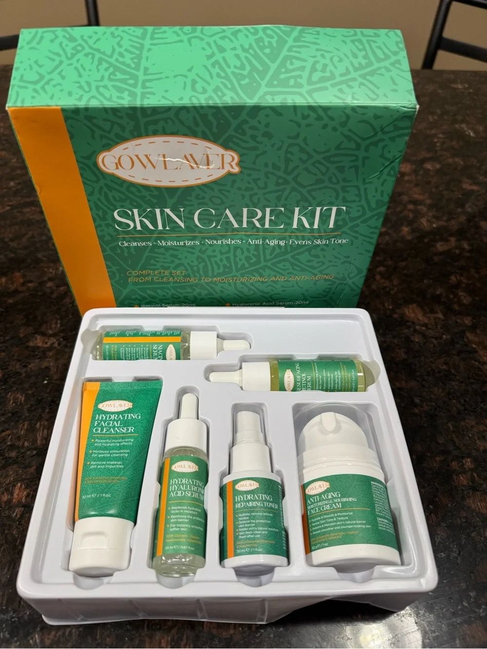 Hydrating Green Skin Care Kit - Cleanser & Exfoliant for Women
